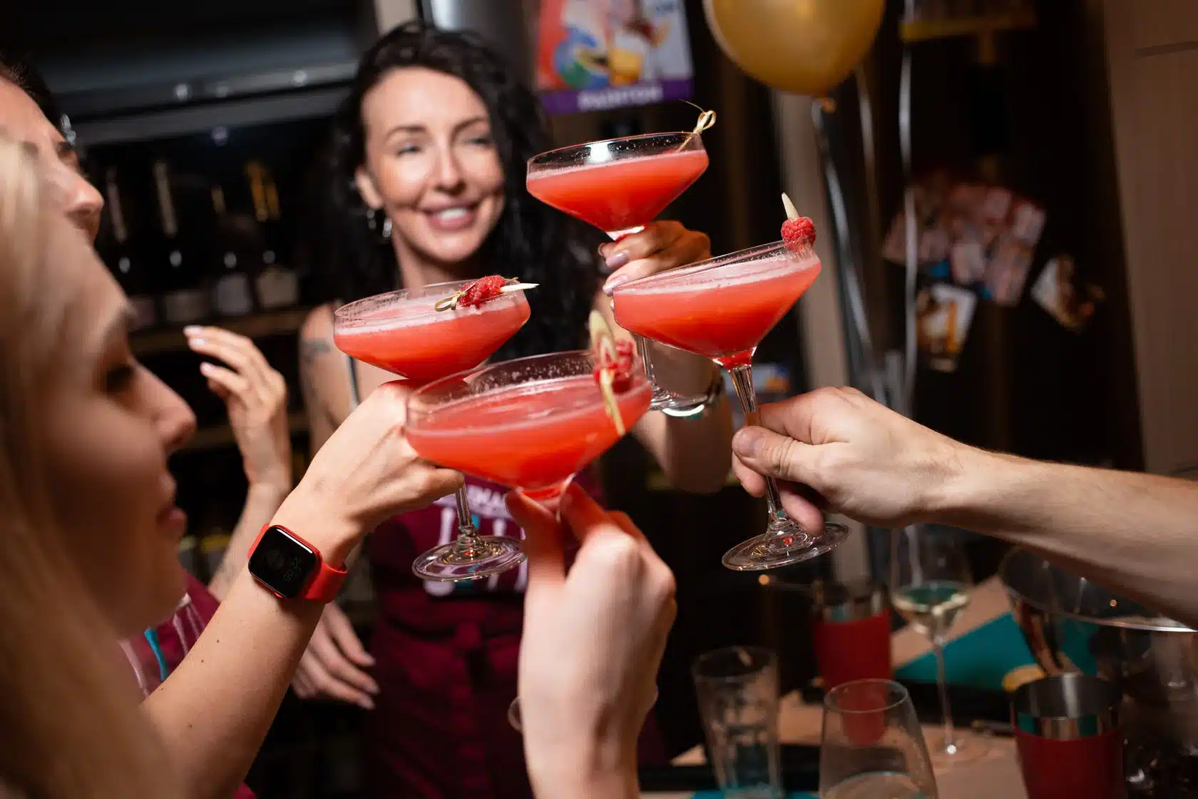 Коктейльное казино (18+)